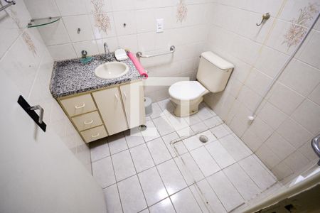 Apartamento à venda com 54m², 2 quartos e 2 vagas Apartamento à venda com 54m², 2 quartos e 2 vagasBanheiro
