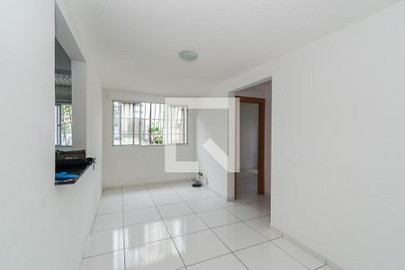 Sala de apartamento à venda com 2 quartos, 45m² em Parada de Lucas, Rio de Janeiro