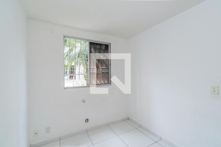 Quarto 1 de apartamento à venda com 2 quartos, 45m² em Parada de Lucas, Rio de Janeiro