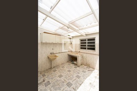 Casa à venda com 120m², 2 quartos e 2 vagasÁrea de Serviço