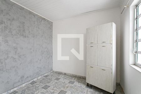 Casa à venda com 120m², 2 quartos e 2 vagasQuarto de Serviço