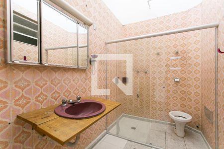 Casa à venda com 120m², 2 quartos e 2 vagasBanheiro