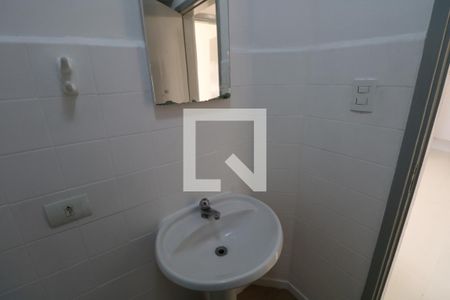 Banheiro de apartamento à venda com 1 quarto, 56m² em Pompeia, São Paulo