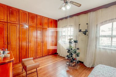 Casa à venda com 352m², 3 quartos e 2 vagasSuíte 