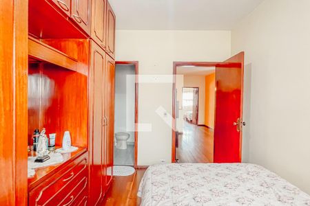 Casa à venda com 352m², 3 quartos e 2 vagasSuíte 2