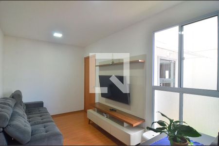 Sala de apartamento à venda com 2 quartos, 45m² em Igara, Canoas