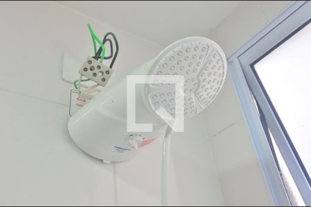 Banheiro de apartamento à venda com 2 quartos, 45m² em Igara, Canoas