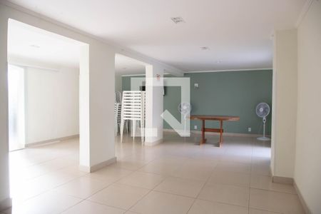 Apartamento à venda com 74m², 3 quartos e 1 vagasalão de festas