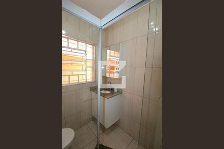 Casa à venda com 168m², 2 quartos e 4 vagasBanheiro Social