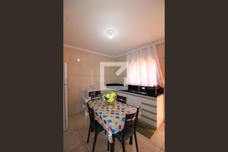 Casa à venda com 168m², 2 quartos e 4 vagasCozinha