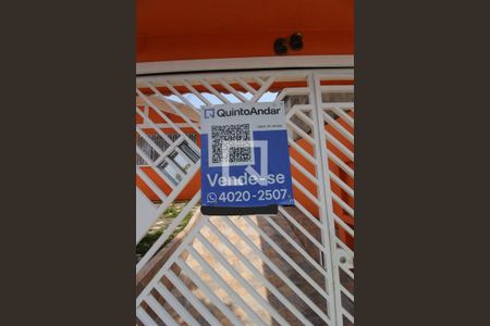 Casa à venda com 168m², 2 quartos e 4 vagas Casa à venda com 168m², 2 quartos e 4 vagasplaca