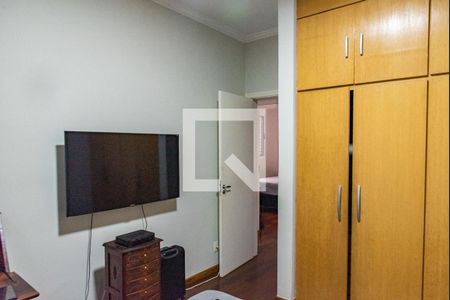 Casa à venda com 300m², 5 quartos e 3 vagasQuarto 2