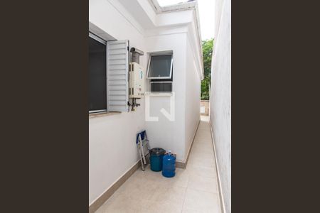 Casa à venda com 300m², 5 quartos e 3 vagasCorredor