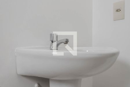 Apartamento à venda com 70m², 2 quartos e 1 vaga Apartamento à venda com 70m², 2 quartos e 1 vagaBanheiro da Suíte