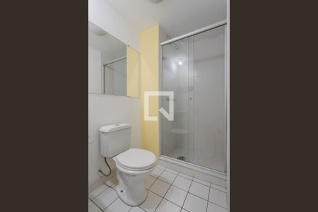 Apartamento à venda com 70m², 2 quartos e 1 vaga Apartamento à venda com 70m², 2 quartos e 1 vagaBanheiro Social