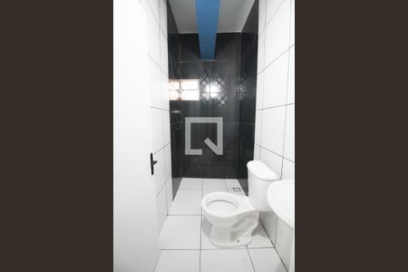 banheiro de casa para alugar com 1 quarto, 30m² em Vila Nova Cachoeirinha, São Paulo