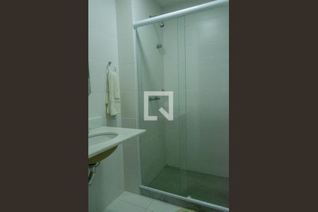 Apartamento à venda com 75m², 2 quartos e 1 vagaBanheiro Social