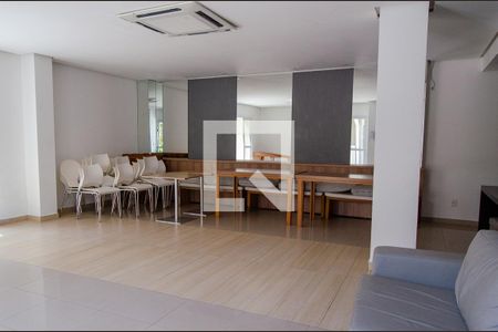 Apartamento à venda com 75m², 2 quartos e 1 vagaSalão de festas 2