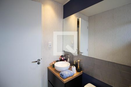 Apartamento à venda com 53m², 2 quartos e 1 vaga Apartamento à venda com 53m², 2 quartos e 1 vagaBanheiro