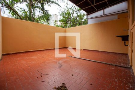 Varanda de kitnet/studio para alugar com 0 quarto, 50m² em Água Branca, São Paulo