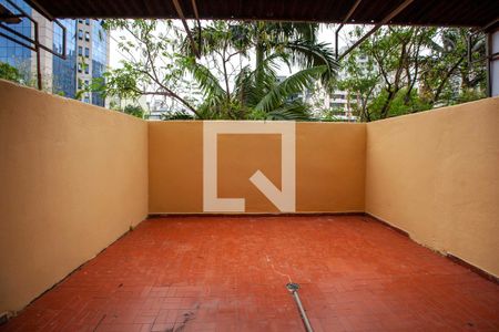 Varanda de kitnet/studio para alugar com 0 quarto, 50m² em Água Branca, São Paulo