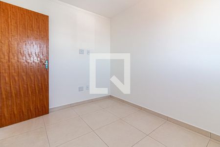 Quarto 1 de kitnet/studio para alugar com 2 quartos, 46m² em Cidade Antônio Estevão de Carvalho, São Paulo