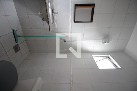 Banheiro da Suite de casa para alugar com 2 quartos, 59m² em Paquetá, Belo Horizonte