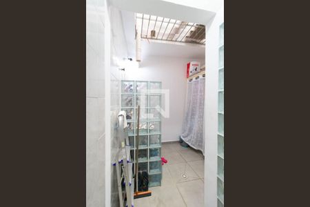 Casa à venda com 280m², 3 quartos e 2 vagasÁrea de serviço