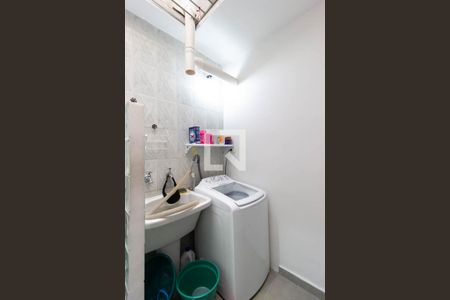 Casa à venda com 280m², 3 quartos e 2 vagasÁrea de serviço