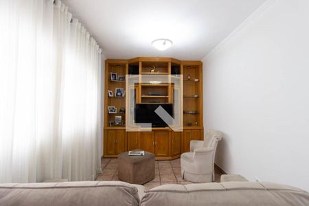 Casa à venda com 280m², 3 quartos e 2 vagasSala