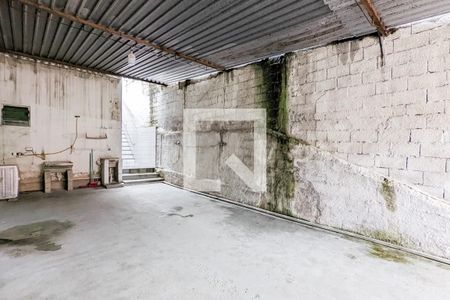 Casa à venda com 168m², 2 quartos e 2 vagasQuintal