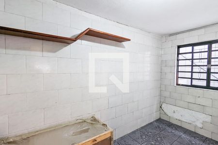Casa à venda com 168m², 2 quartos e 2 vagasQuarto de serviço 