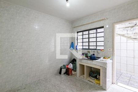 Casa à venda com 168m², 2 quartos e 2 vagasCozinha 