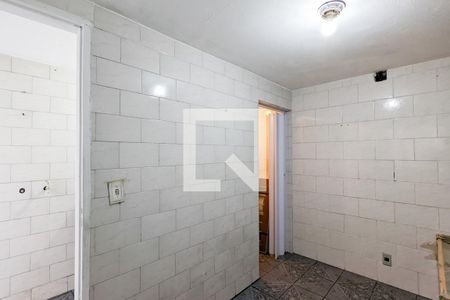 Casa à venda com 168m², 2 quartos e 2 vagasQuarto de serviço 