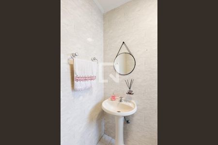 Casa à venda com 168m², 2 quartos e 2 vagasBanheiro