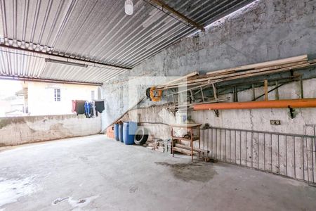 Casa à venda com 168m², 2 quartos e 2 vagasQuintal