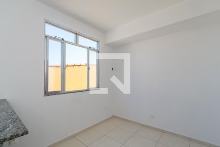 Apartamento para alugar com 40m², 2 quartos e sem vaga Apartamento para alugar com 40m², 2 quartos e sem vagaSala