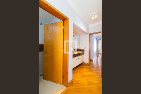 Apartamento para alugar com 123m², 3 quartos e 2 vagas Apartamento para alugar com 123m², 3 quartos e 2 vagasSuíte