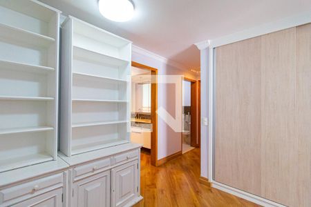 Apartamento para alugar com 123m², 3 quartos e 2 vagas Apartamento para alugar com 123m², 3 quartos e 2 vagasEscritório