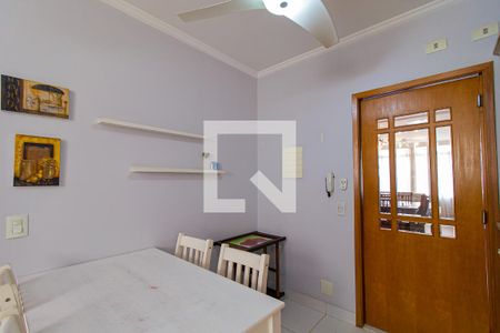Apartamento para alugar com 123m², 3 quartos e 2 vagas Apartamento para alugar com 123m², 3 quartos e 2 vagasCozinha