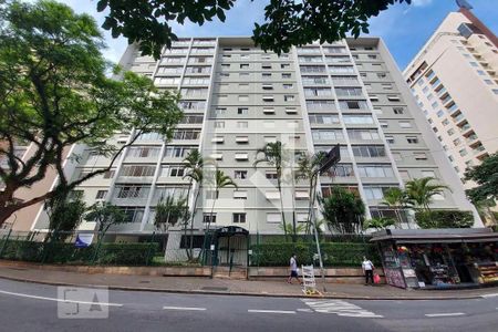 Apartamento para alugar com 123m², 3 quartos e 2 vagas Apartamento para alugar com 123m², 3 quartos e 2 vagasFachada