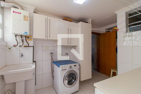 Apartamento para alugar com 123m², 3 quartos e 2 vagas Apartamento para alugar com 123m², 3 quartos e 2 vagasÁrea de Serviço