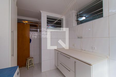 Apartamento para alugar com 123m², 3 quartos e 2 vagas Apartamento para alugar com 123m², 3 quartos e 2 vagasÁrea de Serviço