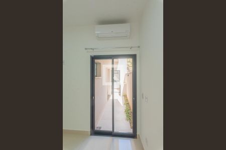 Quarto 1 de casa de condomínio à venda com 4 quartos, 216m² em Swiss Park, Campinas