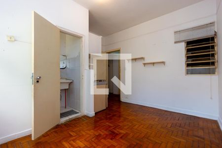 Quarto de kitnet/studio para alugar com 1 quarto, 15m² em Vila Bertioga, São Paulo