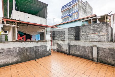 Casa à venda com 163m², 3 quartos e 2 vagasÁrea de serviço 