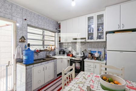 Casa à venda com 163m², 3 quartos e 2 vagasCozinha 