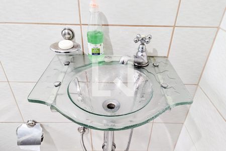 Casa à venda com 163m², 3 quartos e 2 vagasBanheiro