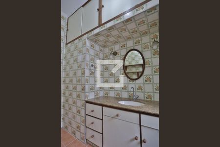 Apartamento para alugar com 72m², 2 quartos e sem vagaBanheiro