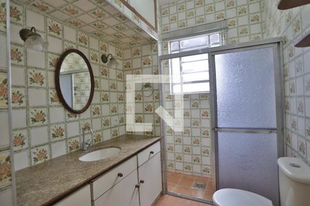 Apartamento para alugar com 72m², 2 quartos e sem vagaBanheiro